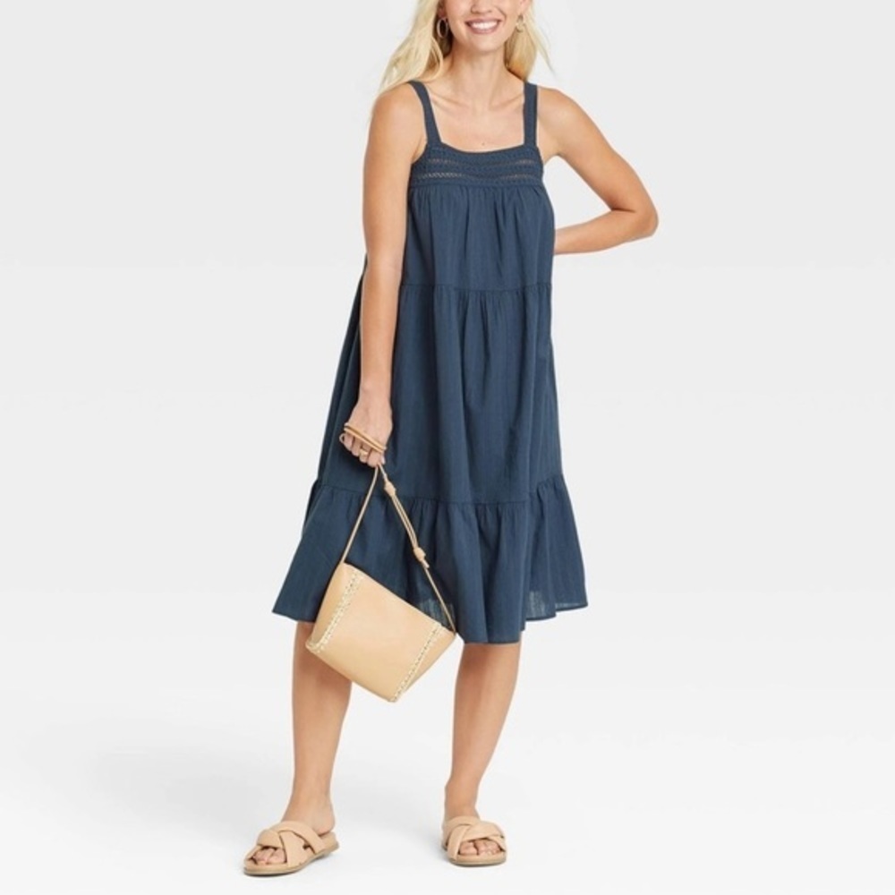 Universal Thread Dresses Women's Sleeveless Crochet Trim Dress- Blue‎